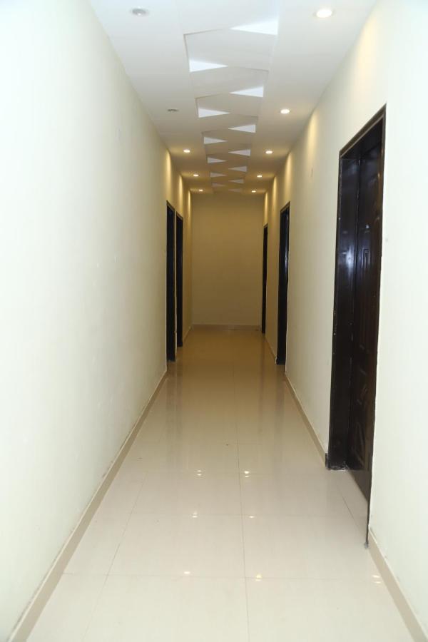 Hotel Green Fort Gulberg Lahore Esterno foto