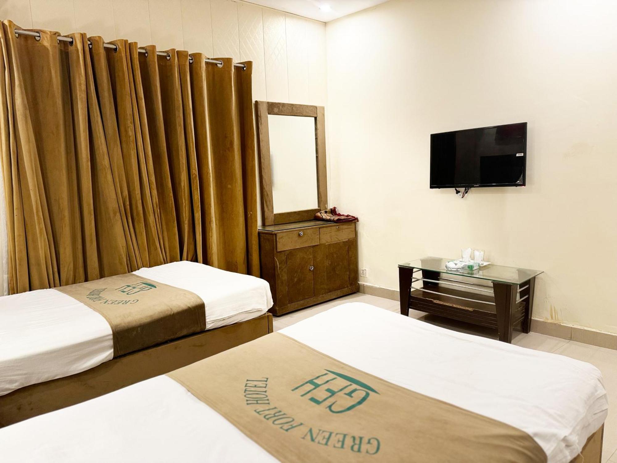 Hotel Green Fort Gulberg Lahore Esterno foto
